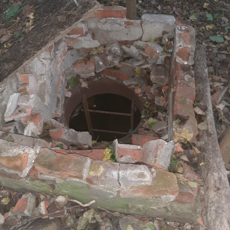 Powojskowe magazyny Grzegórzki Kraków, Kraków, województwo małopolskie - relacja z 09.2020, zdjęcie 3