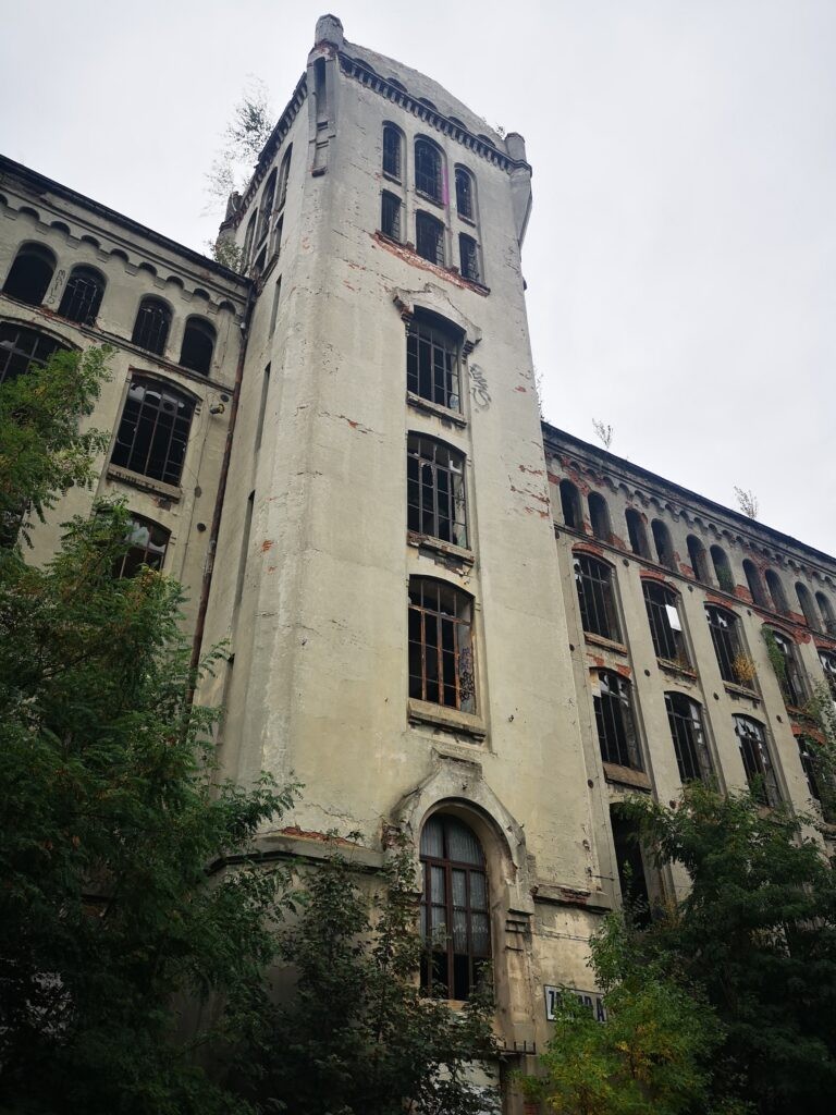 Fabryka Adama Ossera, Łódź, województwo łódzkie - relacja z 09.2020, zdjęcie 35
