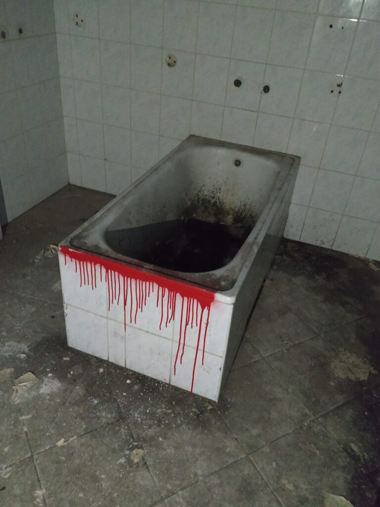Opuszczony szpital, Starachowice, województwo świętokrzyskie - relacja z 10.2020, zdjęcie 7