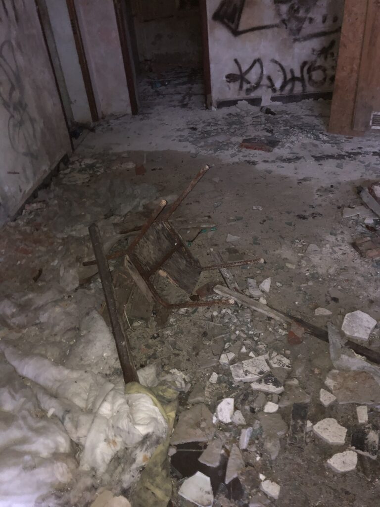 Opuszczone hotele, Warszawa, województwo mazowieckie - relacja z 09.2020, zdjęcie 2
