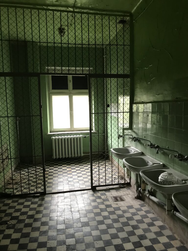Szpital Uzdrowiskowy Gozdawa, Rymanów-Zdrój, województwo podkarpackie - relacja z 10.2020, zdjęcie 7