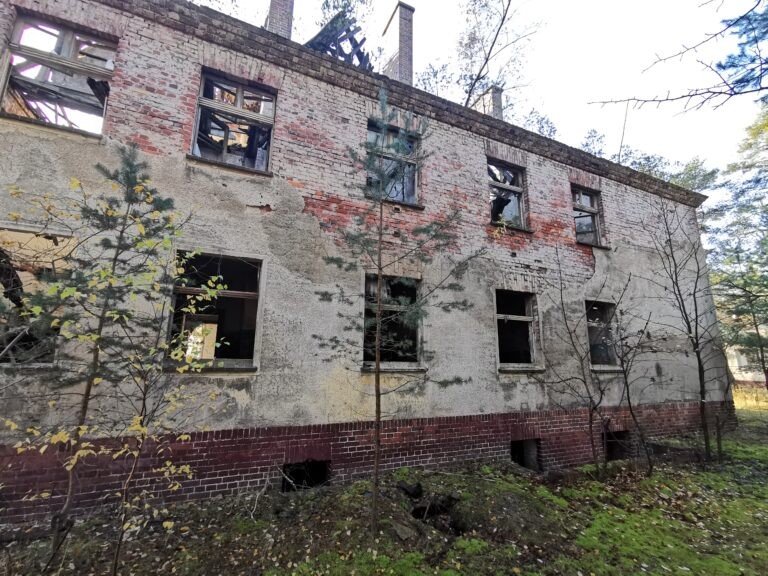 Opuszczone Miasto-Pstrąże, Pstrąże, województwo dolnośląskie - relacja z 09.2020, zdjęcie 15