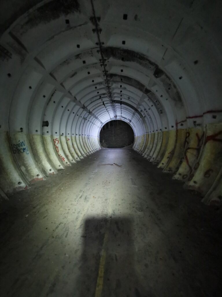 Magazyny głowic atomowych Brzeźnica Kolonia, Brzeźnica-Kolonia, województwo wielkopolskie - relacja z 09.2020, zdjęcie 16