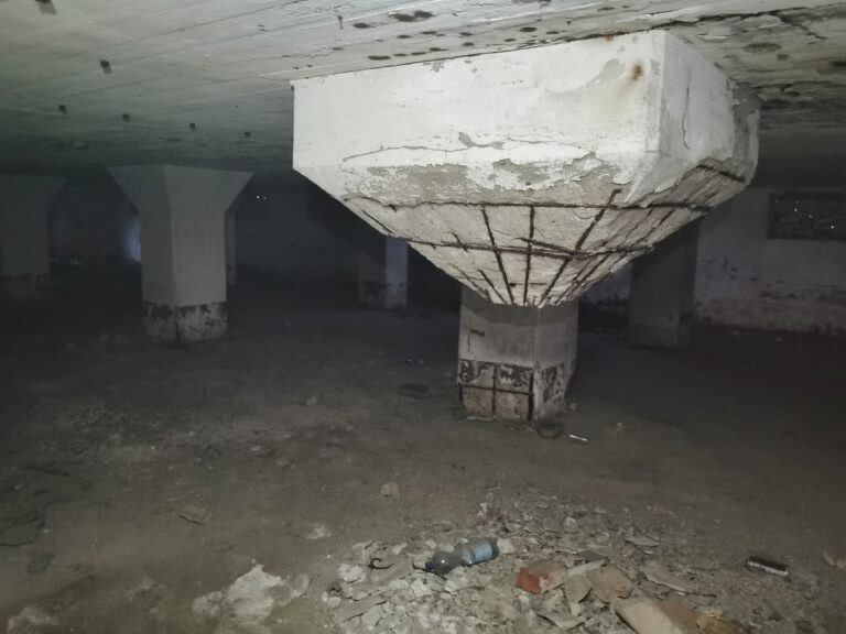 Opuszczone budynki fabryczne, Borne Sulinowo, województwo zachodniopomorskie - relacja z 09.2020, zdjęcie 3