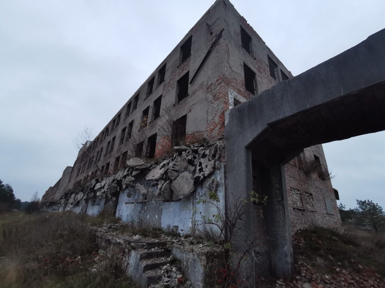 Opuszczone budynki fabryczne, Borne Sulinowo, województwo zachodniopomorskie