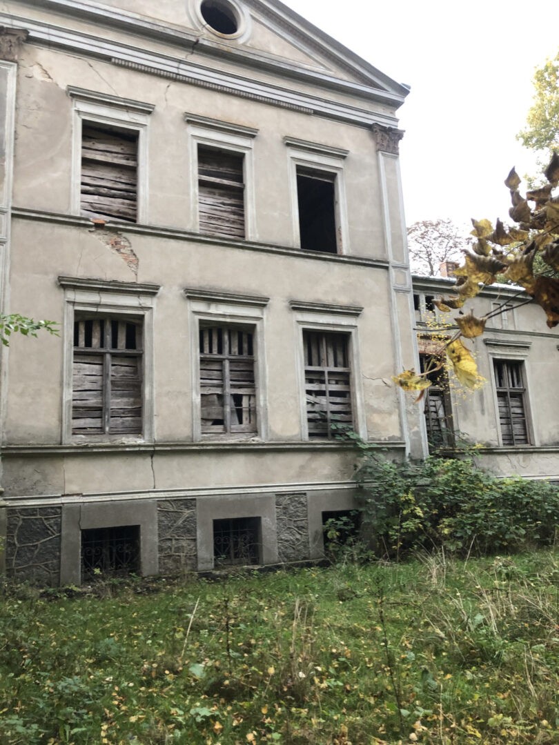 Opuszczony pałac w Kępicy, Kępica, województwo zachodniopomorskie