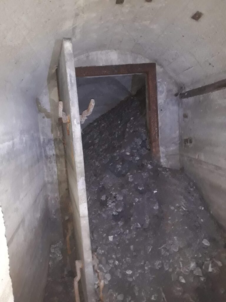 Schron, Pyskowice, województwo śląskie - zdjęcie 1