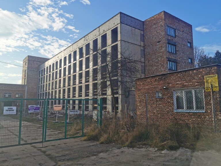Niedokończony szpital, Mysłowice, województwo śląskie - relacja z 09.2020, zdjęcie 1