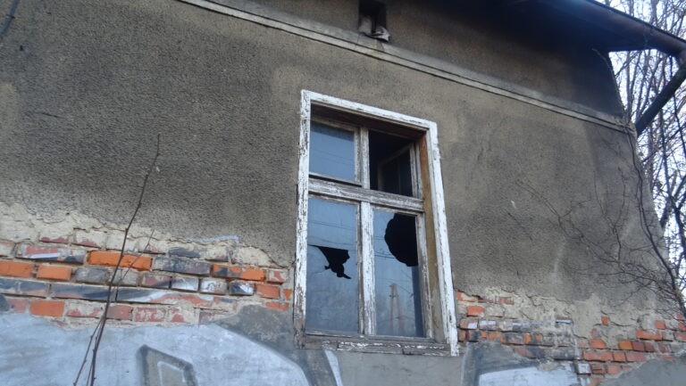 Opuszczony dom ze zdjęciami, Pszów, województwo śląskie - zdjęcie 1