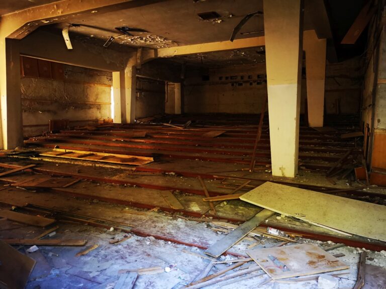 Opuszczony WIELKI SZPITAL rosyjski, Legnica, województwo dolnośląskie - relacja z 09.2019, zdjęcie 38