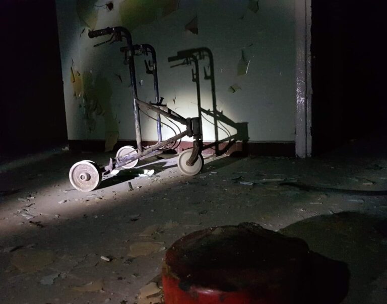 Opuszczony szpital, Starachowice, województwo świętokrzyskie - zdjęcie z relacji 21