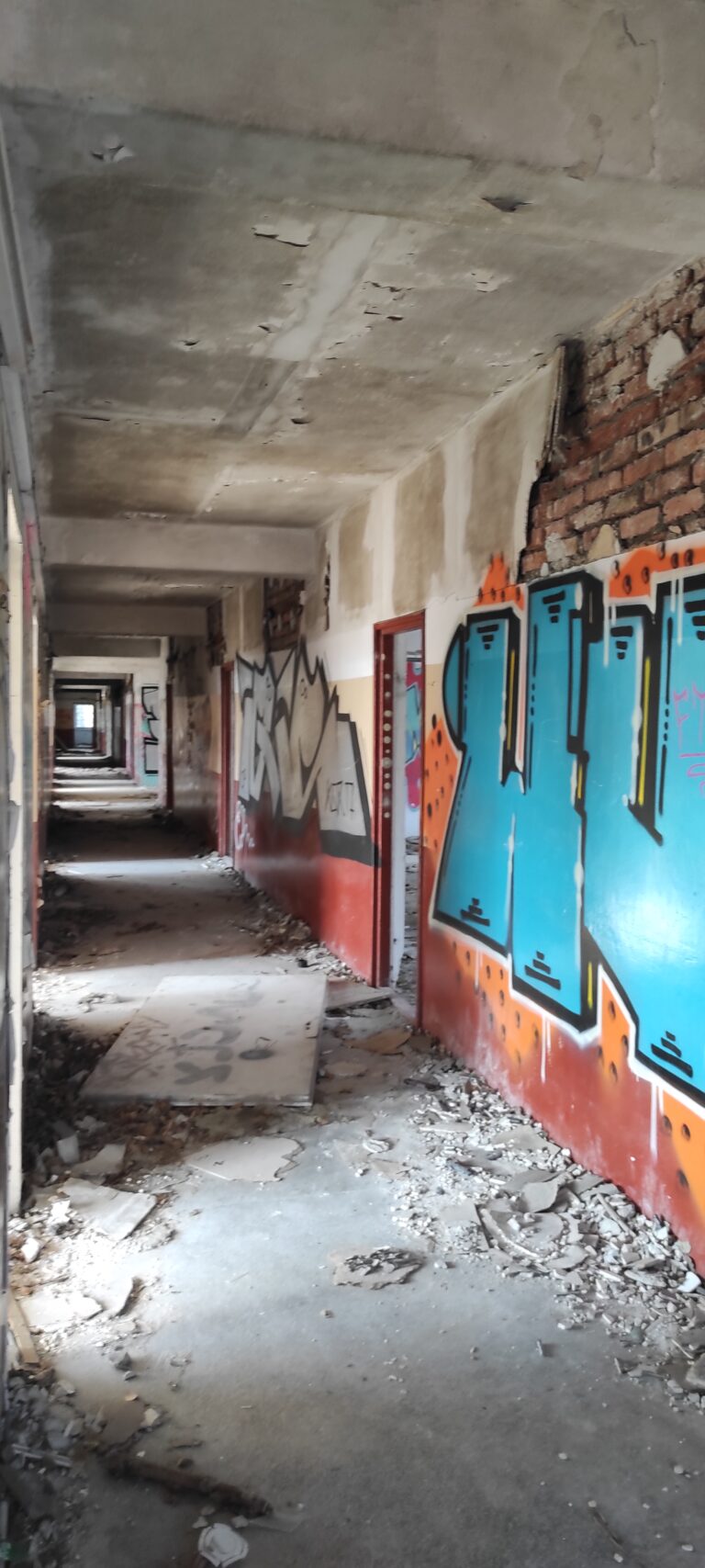 Opuszczona szkoła na Ostatnim Groszu, Częstochowa, województwo śląskie - relacja z 02.2021, zdjęcie 7