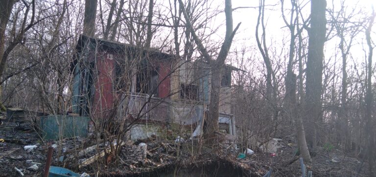 Opuszczone altany we Wzgórzach Krzeszławickich, Kraków, województwo małopolskie - zdjęcie 5