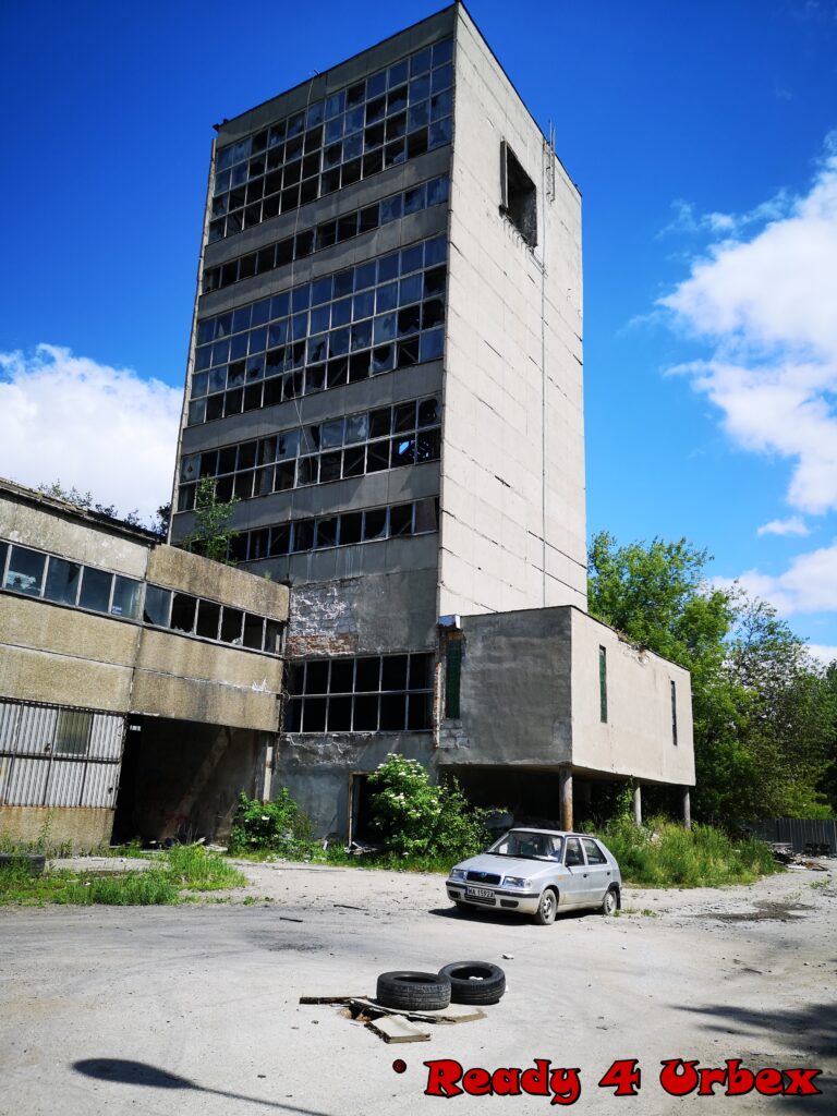 Opuszczona fabryka domów, Warszawa, województwo mazowieckie - relacja z 06.2020, zdjęcie 8
