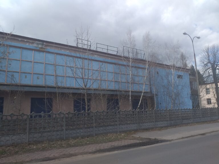 Opuszczone kino/dyskoteka BRONX, Chrzanów, województwo małopolskie - zdjęcie 8