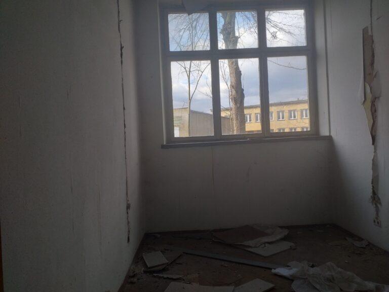 Opuszczone kino/dyskoteka BRONX, Chrzanów, województwo małopolskie - zdjęcie 4