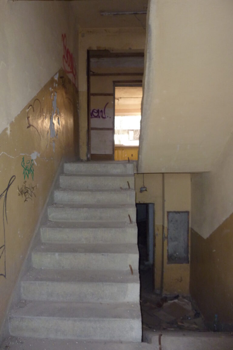 Rolnicza Spółdzielnia Wytwórcza Srebrna Dąbrówka (Klub ARKA), Wymokłe, województwo łódzkie - relacja z 03.2021, zdjęcie 19