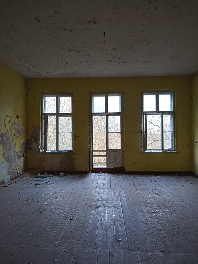 Pałac w Kończewie, Kończewo, województwo pomorskie - relacja z 04.2021, zdjęcie 7