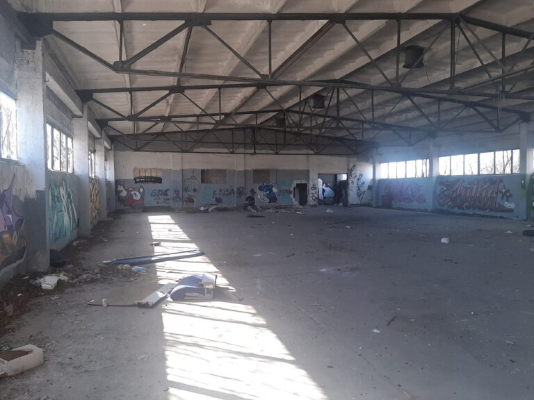 Opuszczone hale, Łysomice, województwo kujawsko-pomorskie - relacja z 04.2021, zdjęcie 4