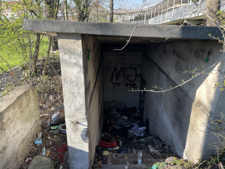 Szczelina przeciwlotnicza, Opole, województwo opolskie - relacja z 04.2021, zdjęcie 1