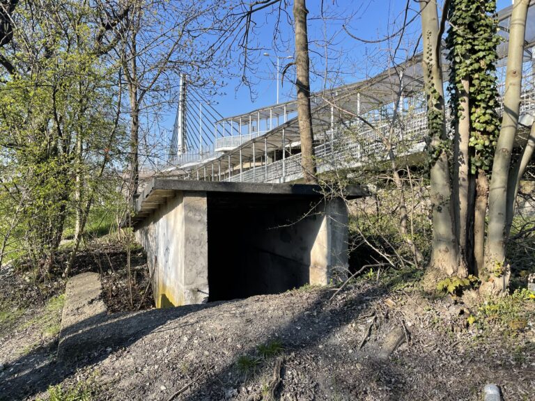 Szczelina przeciwlotnicza, Opole, województwo opolskie - relacja z 04.2021, zdjęcie 2