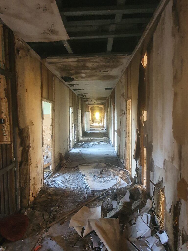 Biurowiec PKP, Dąbrowa Górnicza, województwo śląskie - relacja z 04.2021, zdjęcie 9