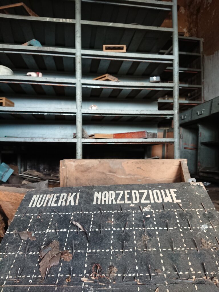 Koniecpolskie Zakłady Płyt Pilśniowych, Koniecpol, województwo śląskie - relacja z 04.2021, zdjęcie 15
