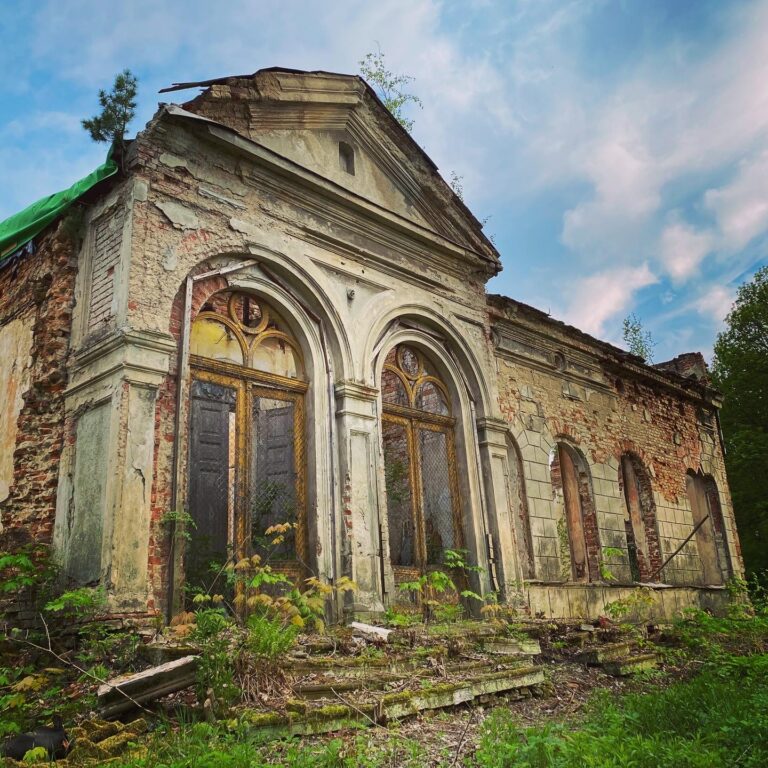 Dwór Woźniakowskich/ Biórków Wielki, Biórków Wielki, województwo małopolskie - relacja z 05.2021, zdjęcie 4