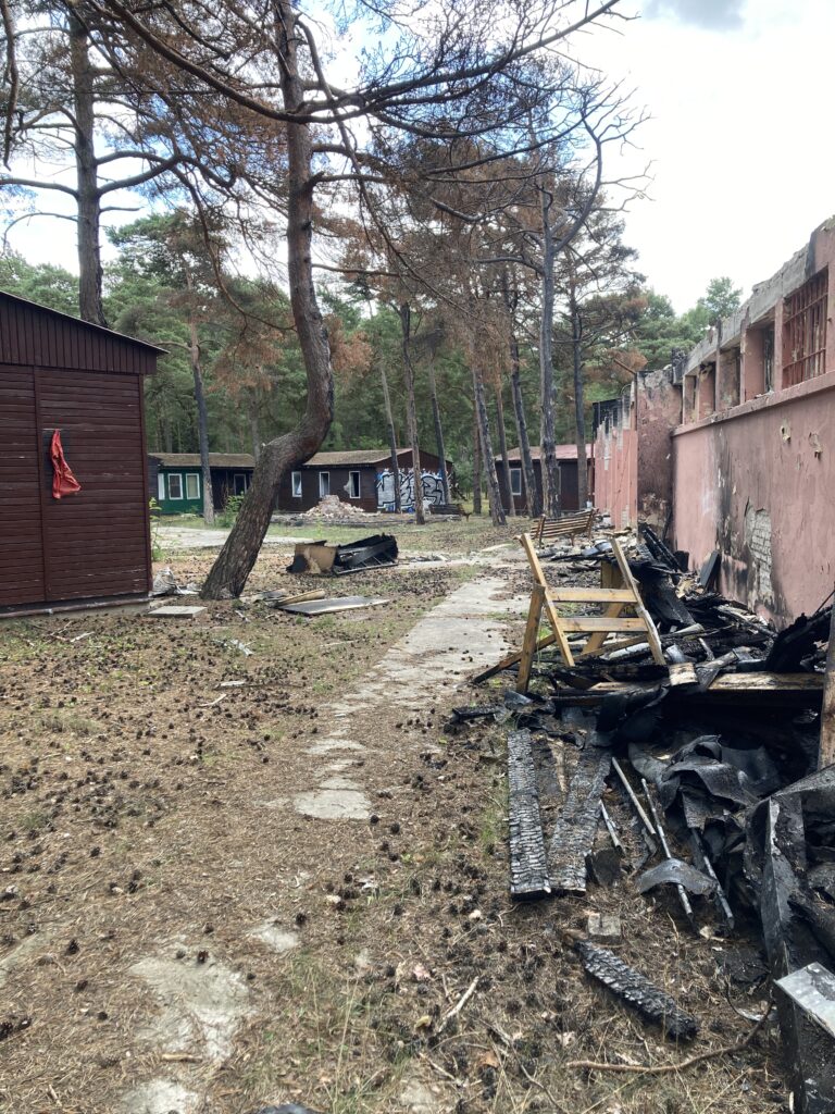 Opuszczony ośrodek wypoczynkowy Mewa i Gryf, Pogorzelica, województwo zachodniopomorskie - zdjęcie 2