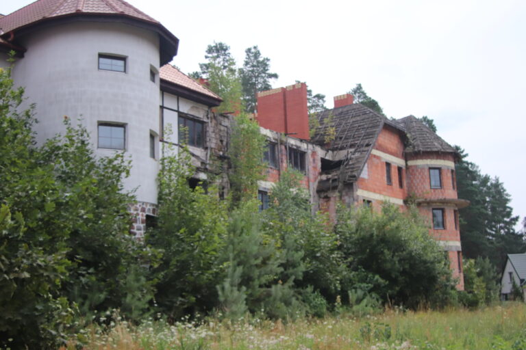 Opuszczony Hotel, Wiartel, województwo warmińsko-mazurskie - relacja z 07.2021, zdjęcie 10