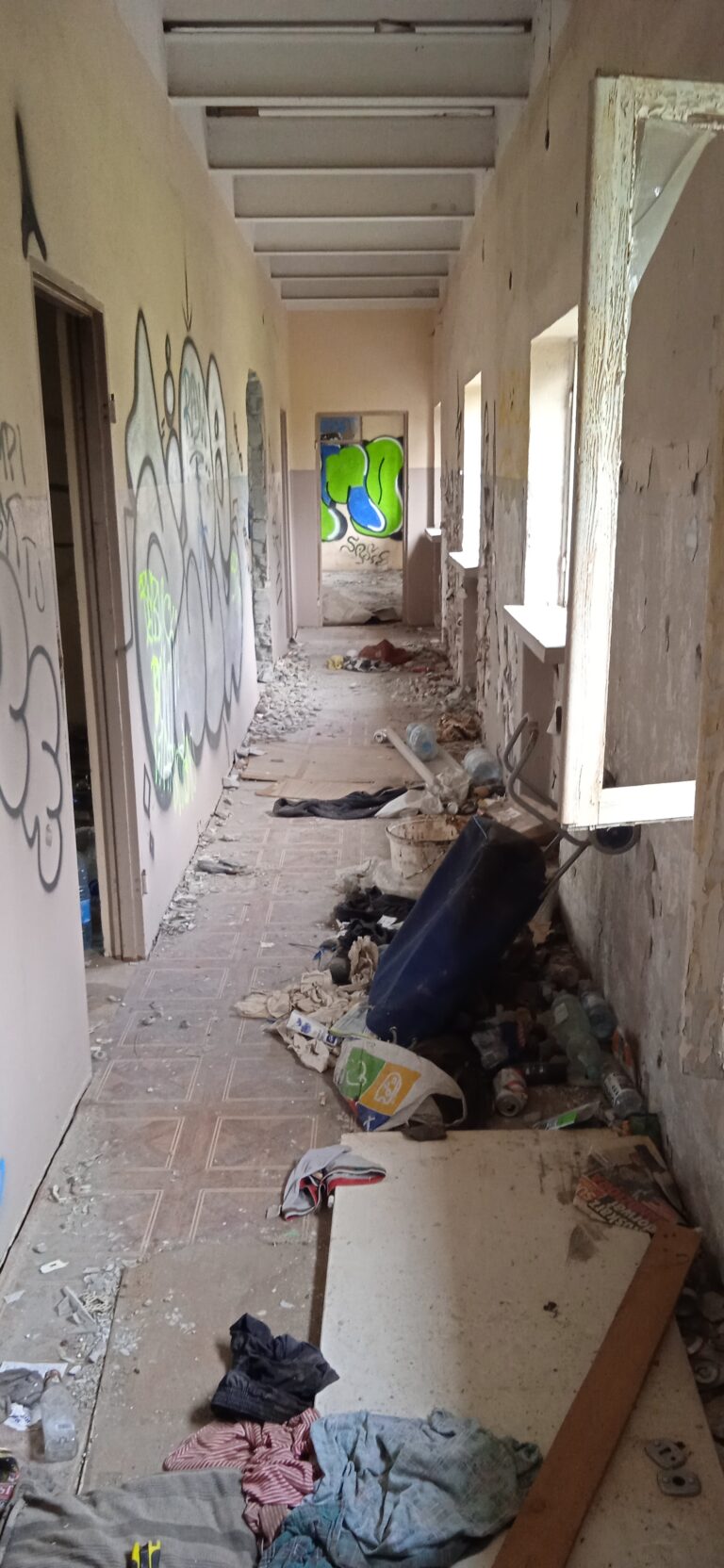 Opuszczona Nastawnia., Warszawa, województwo mazowieckie - zdjęcie 4