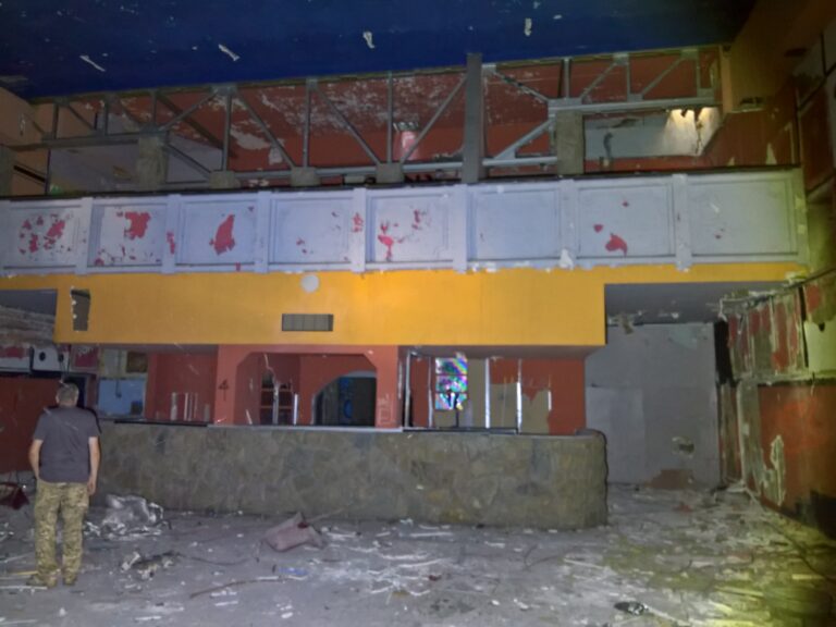 Opuszczone kino/dyskoteka BRONX, Chrzanów, województwo małopolskie - relacja z 08.2021, zdjęcie 14