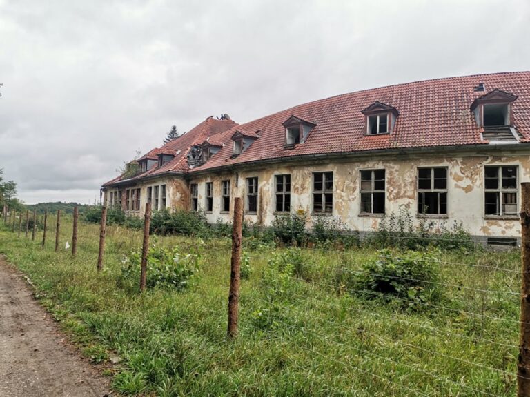 Dom Oficera, Borne Sulinowo, województwo zachodniopomorskie - relacja z 09.2021, zdjęcie 22