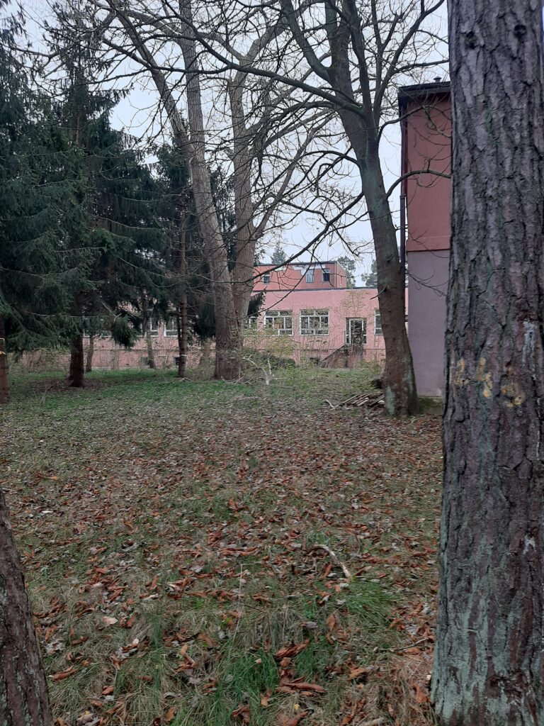 Opuszczony kompleks ośrodków wypoczynkowych i domków letniskowych w Pogorzelicy, Pogorzelica, województwo zachodniopomorskie - zdjęcie z relacji 12