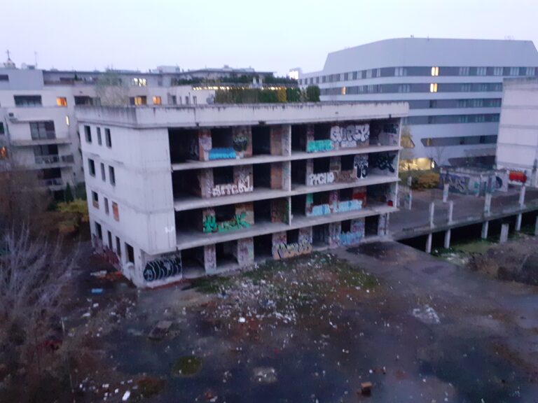 Opuszczony pustostan, Kraków, województwo małopolskie - relacja z 11.2020, zdjęcie 4