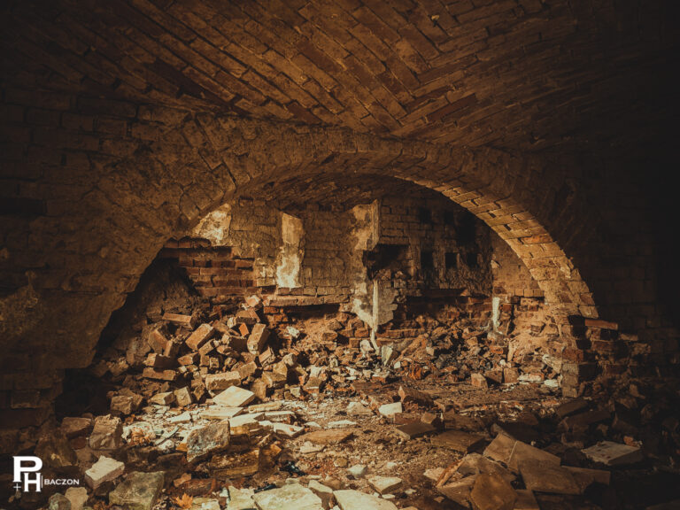Palac w Prośnie, Prosna, województwo warmińsko-mazurskie - relacja z 11.2021, zdjęcie 6