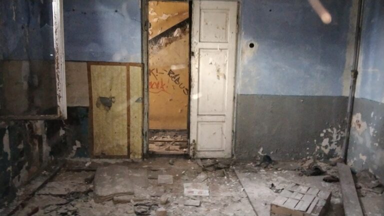 Opuszczony Dom, Chrzanów, województwo małopolskie - zdjęcie 2
