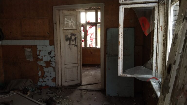 Opuszczony Dom, Chrzanów, województwo małopolskie - zdjęcie 6