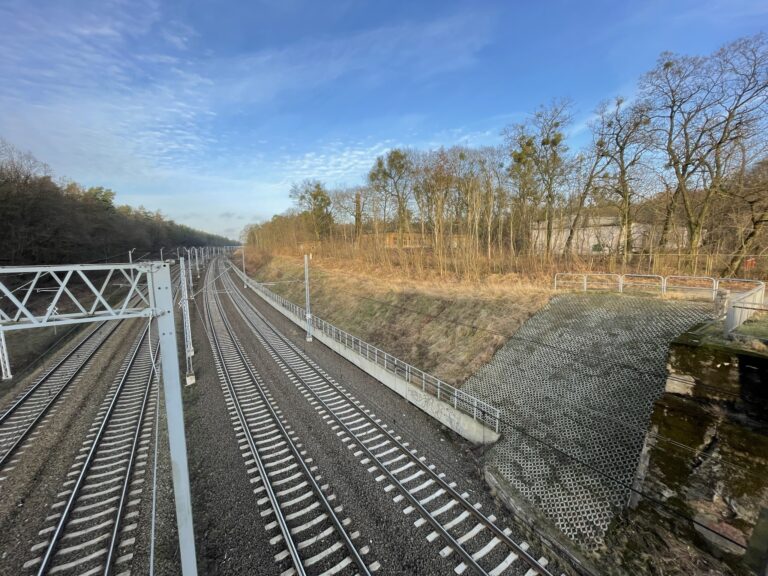Opuszczone budynki kolejowe w Rynkowie, Bydgoszcz, województwo kujawsko-pomorskie - relacja z 01.2022, zdjęcie 1