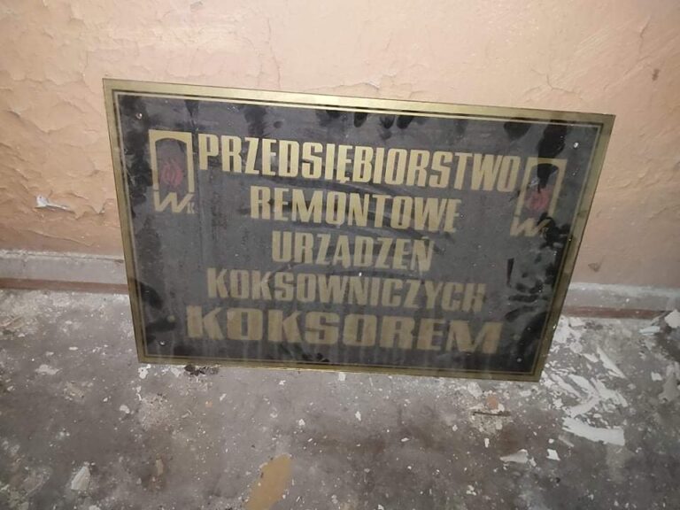 XIX-wieczny dworek, Wałbrzych, województwo dolnośląskie - relacja z 01.2022, zdjęcie 2