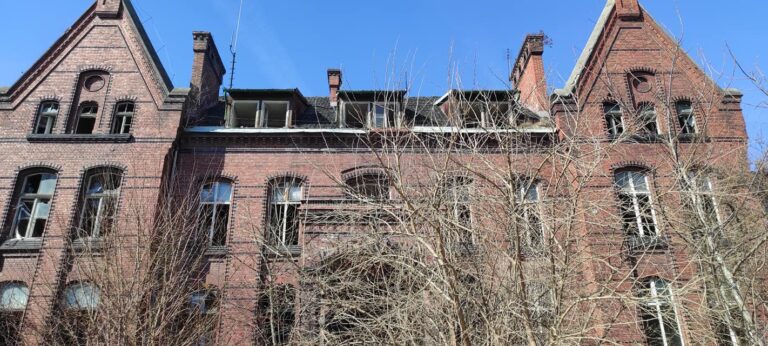Opuszczony szpital w Raciborzu, Racibórz, województwo śląskie - relacja z 03.2022, zdjęcie 30