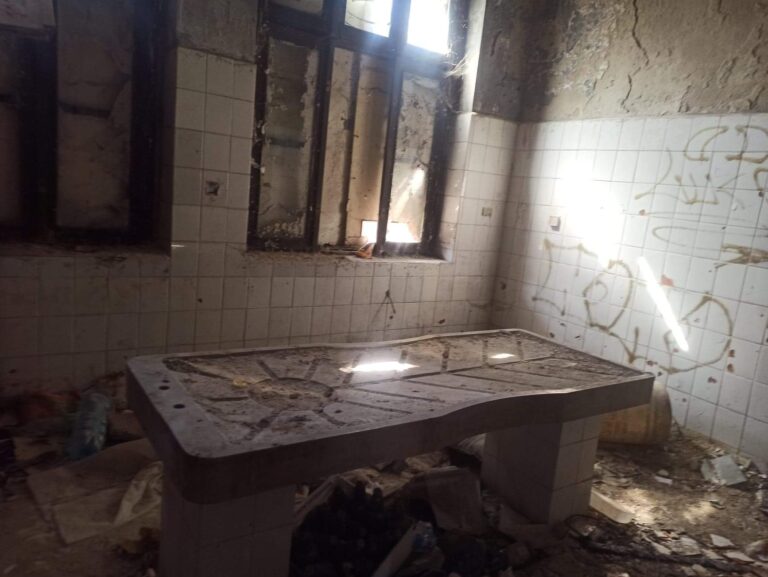 Opuszczony szpital w Raciborzu, Racibórz, województwo śląskie - relacja z 03.2022, zdjęcie 41