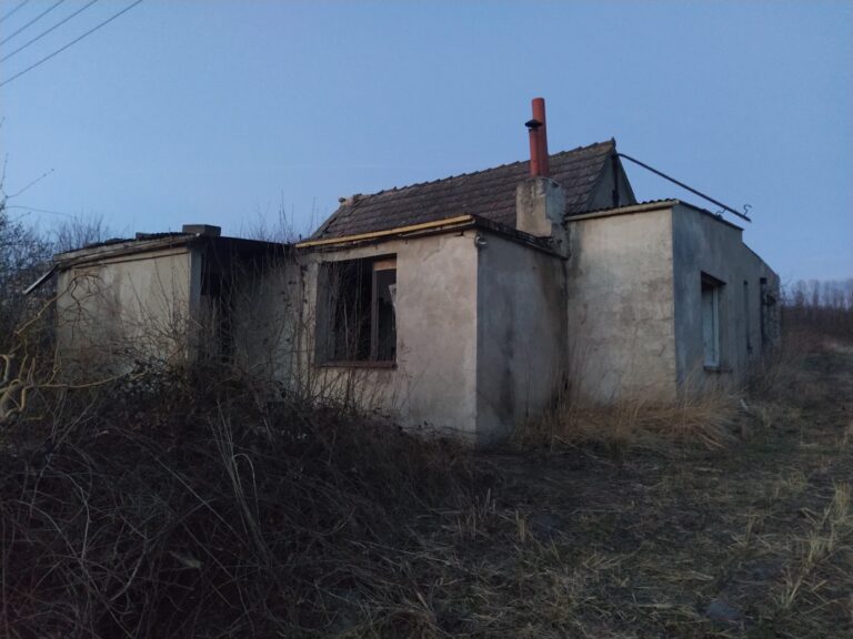 Opuszczone Domy Koziegłowy, Koziegłowy, województwo wielkopolskie - relacja z 03.2022, zdjęcie 4