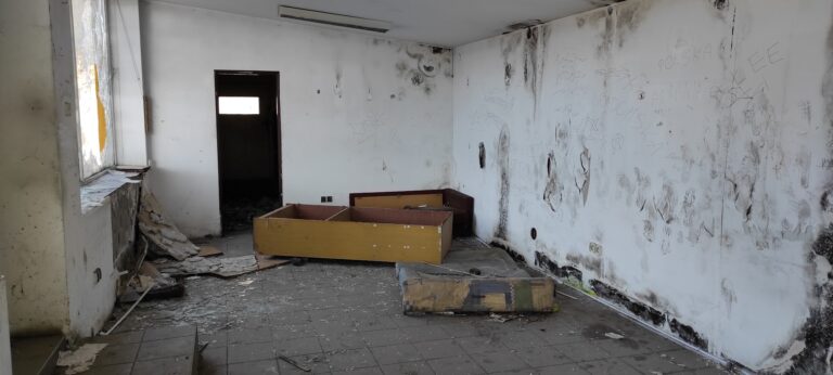 Opuszczona stacja paliw, Częstochowa, województwo śląskie - zdjęcie 3