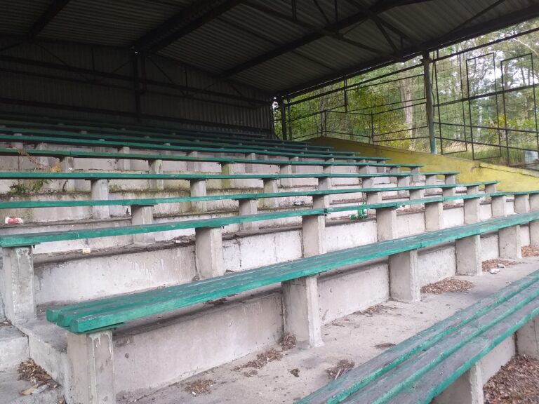 Opuszczony stadion, Chrzanów, województwo małopolskie - zdjęcie 5