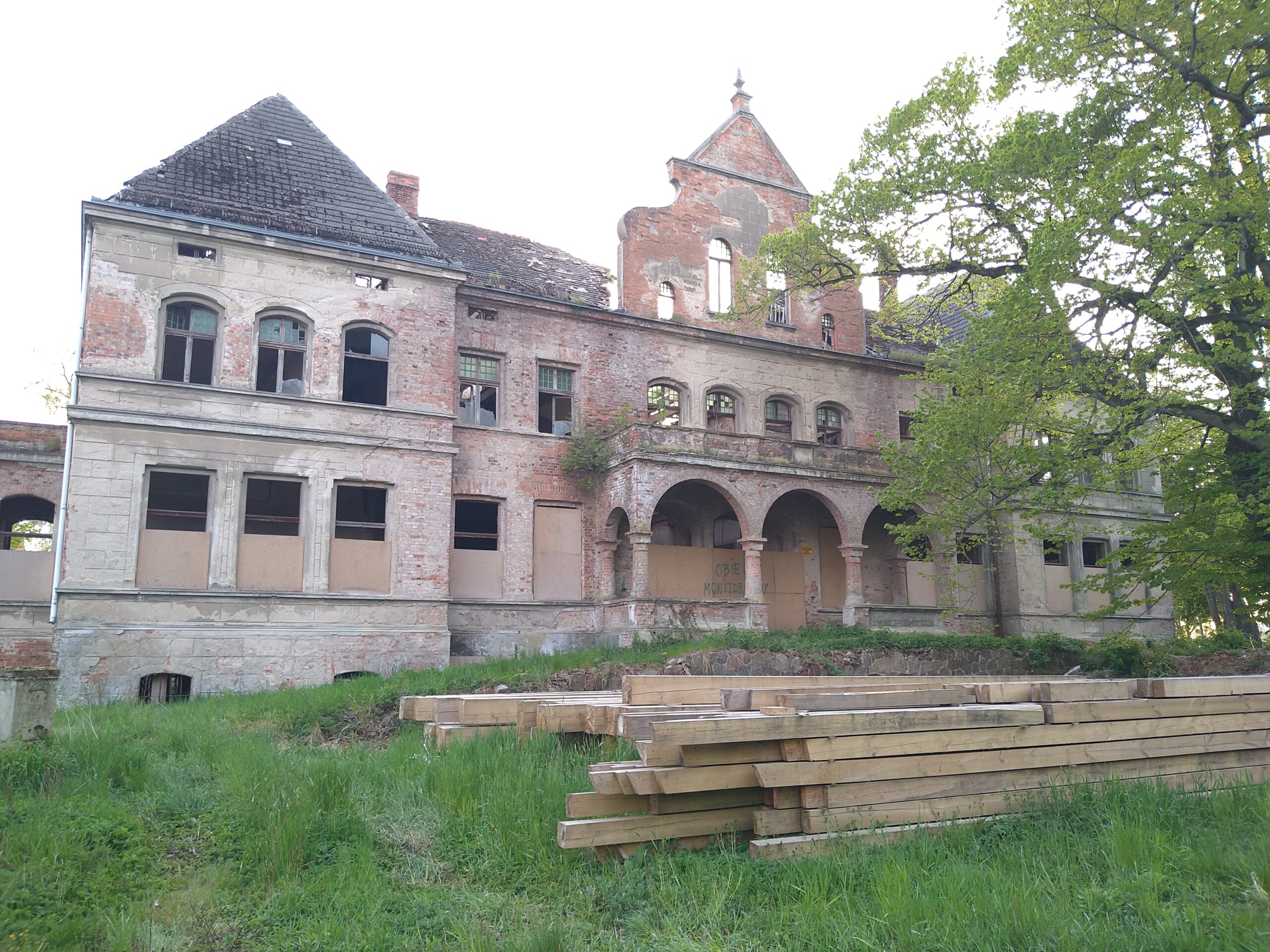 Opuszczony pałac, Zbarzewo, województwo wielkopolskie