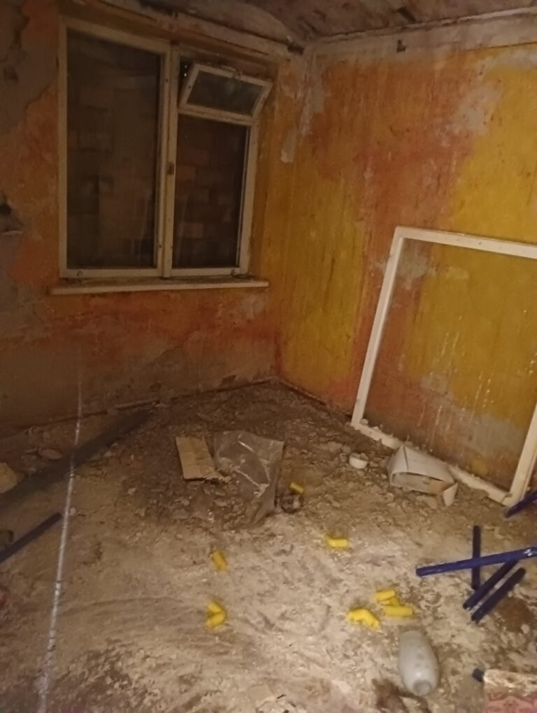 Opuszczony dom z wyposażeniem, Chrzanów, województwo małopolskie - relacja z 05.2022, zdjęcie 15