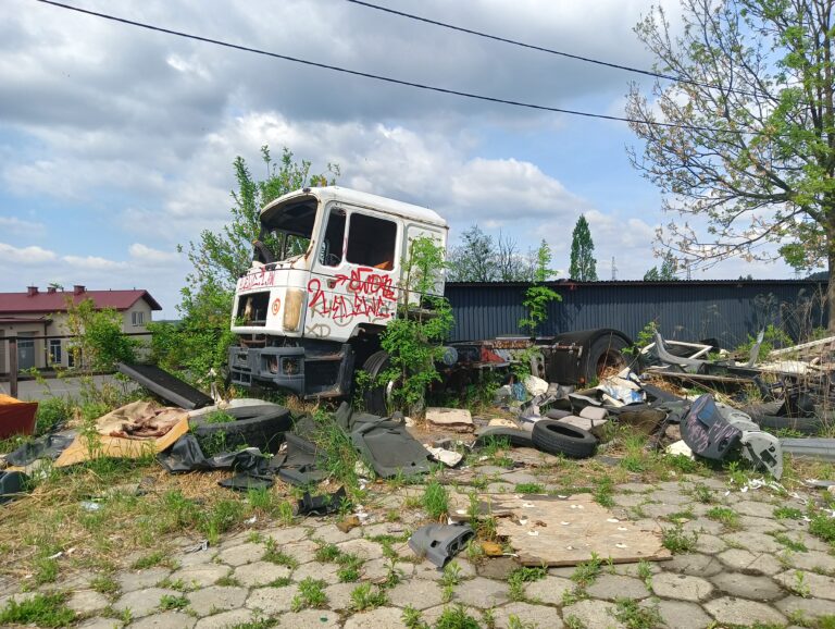 OPUSZCZONY BIUROWIEC PKS, Chrzanów, województwo małopolskie - relacja z 05.2022, zdjęcie 19