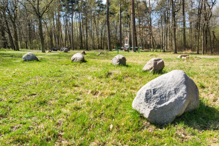 Pomniki ku pamieci Tajnych Polskich Organizacji, Węgierskie, województwo wielkopolskie - zdjęcie 2