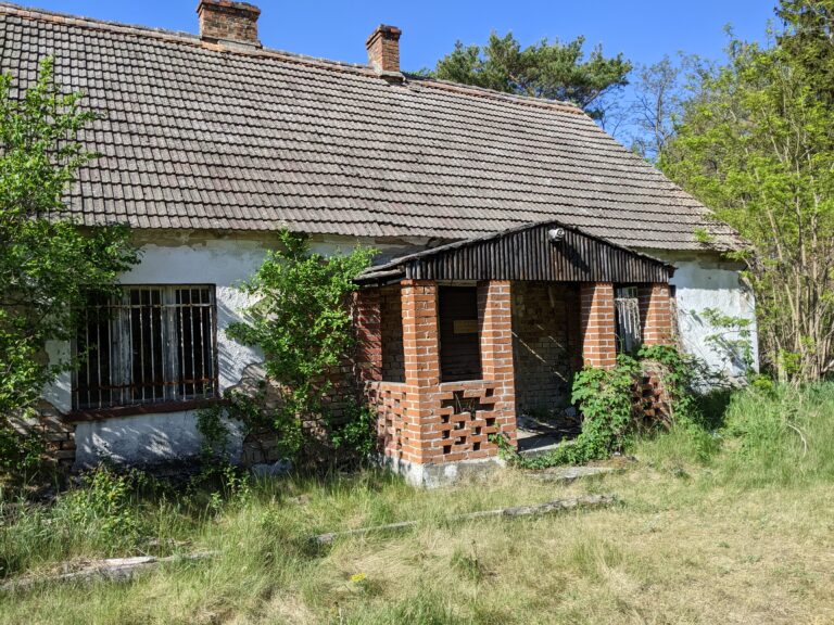Dom w którym zamordował Józef Pluta, Pąchy, województwo wielkopolskie - zdjęcie z relacji 10
